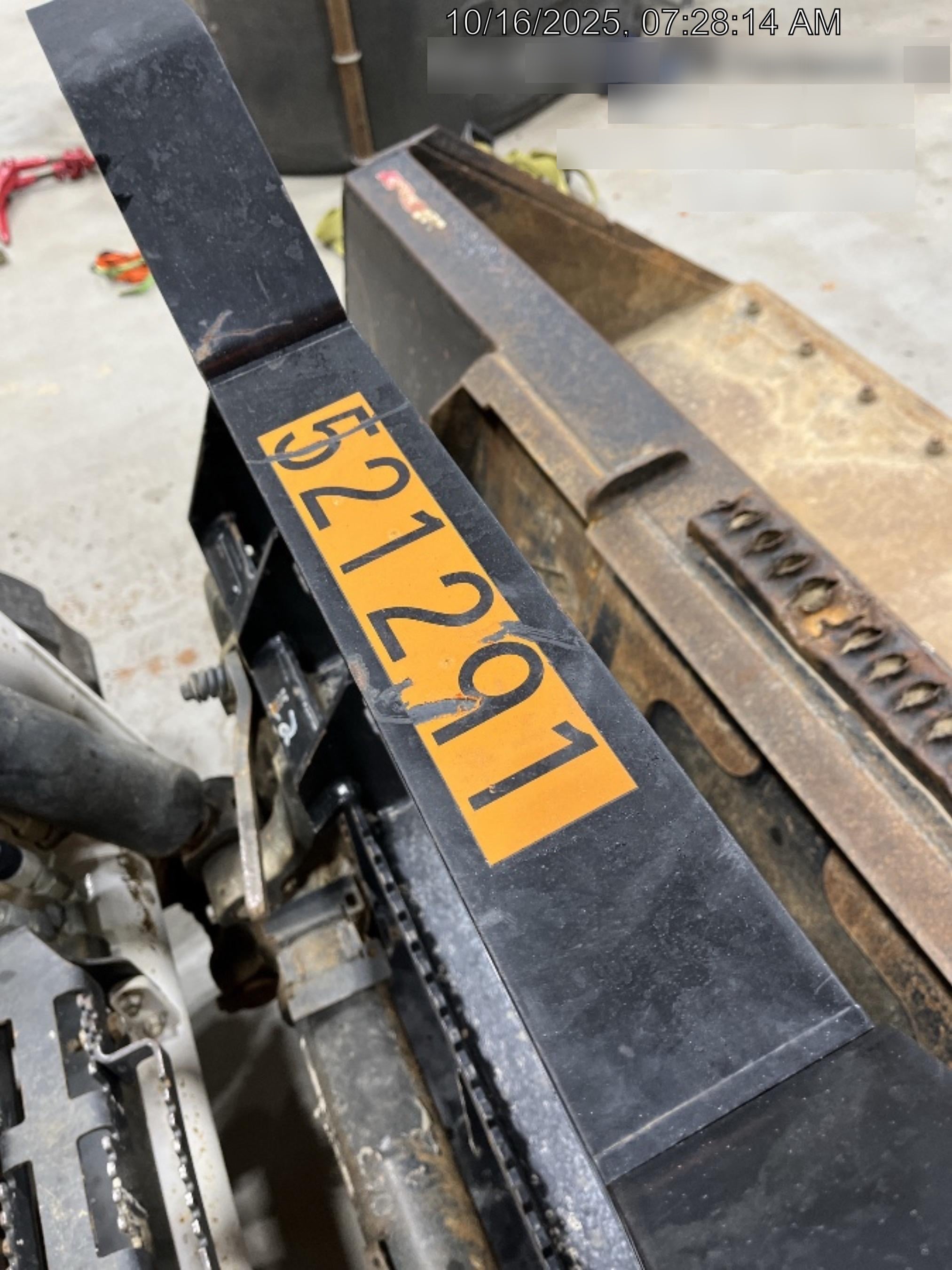 2025 ARROW MATERIAL HANDLING 24" Pallet Fork Frame