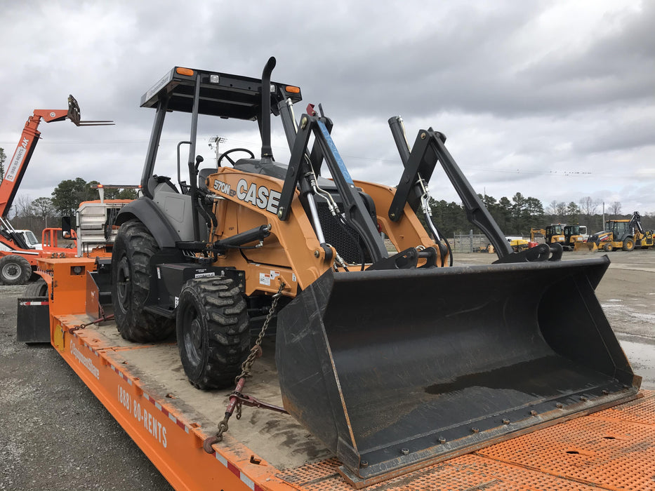 2019 Case 570N EP Canopy, 4WD, GP Front Bucket, Dual Tilt Cylinder, 84" Box Blade w/ Scarifier, Wheel Weights, Beacon