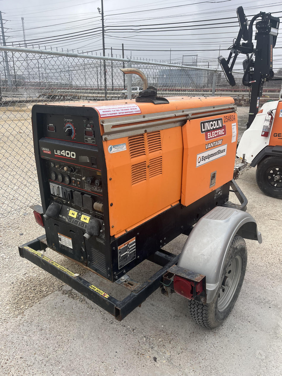 2022 Lincoln Electric LE400 Kubota V1505, Trlr, Cable Rack, Light Kit, ES Decals, T3