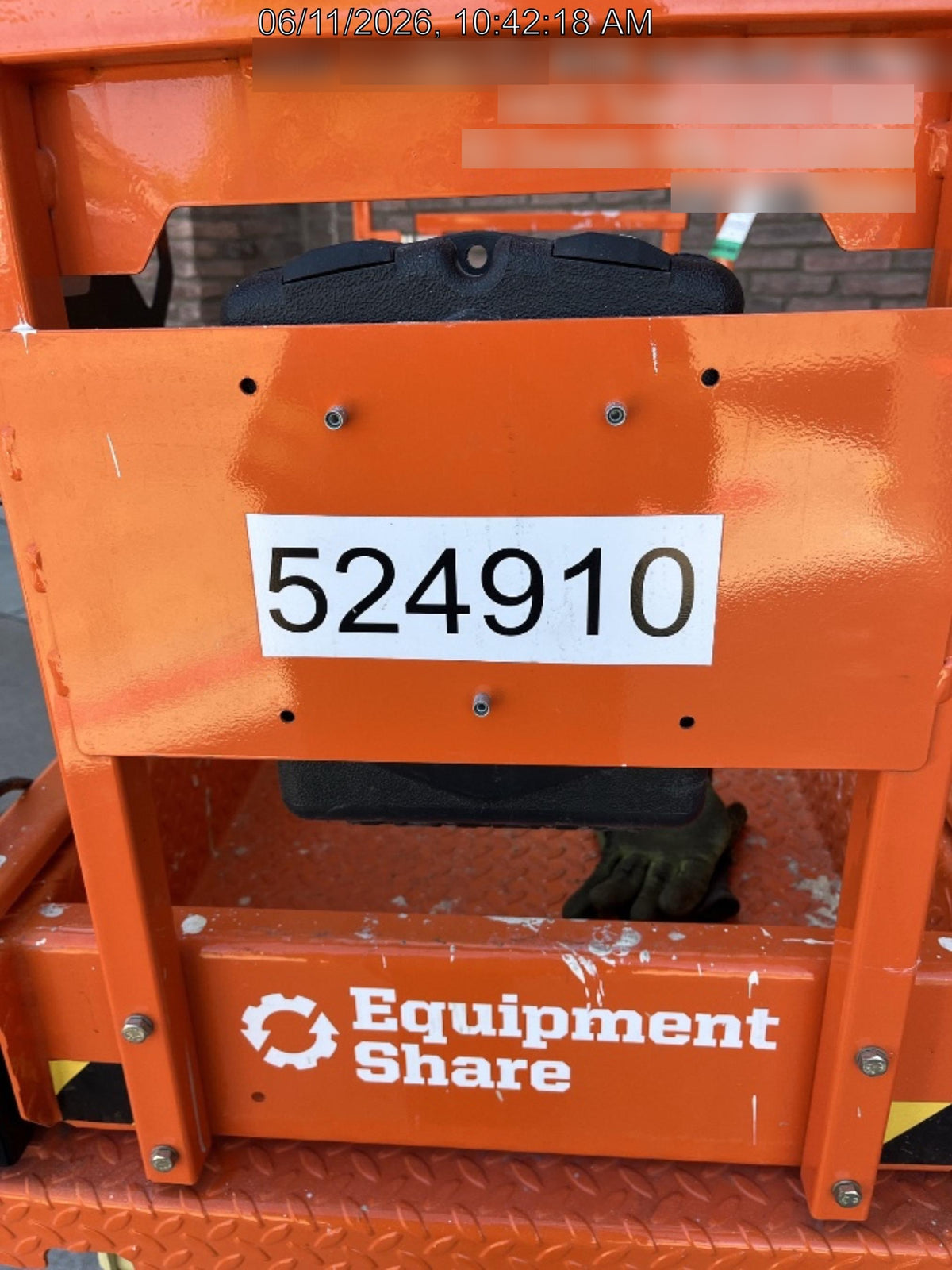 2025 JLG ES1932