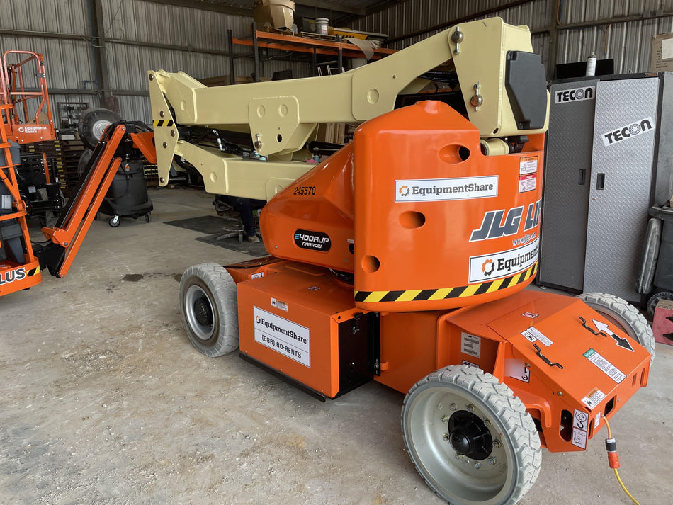 2022 JLG E400AJP Narrow