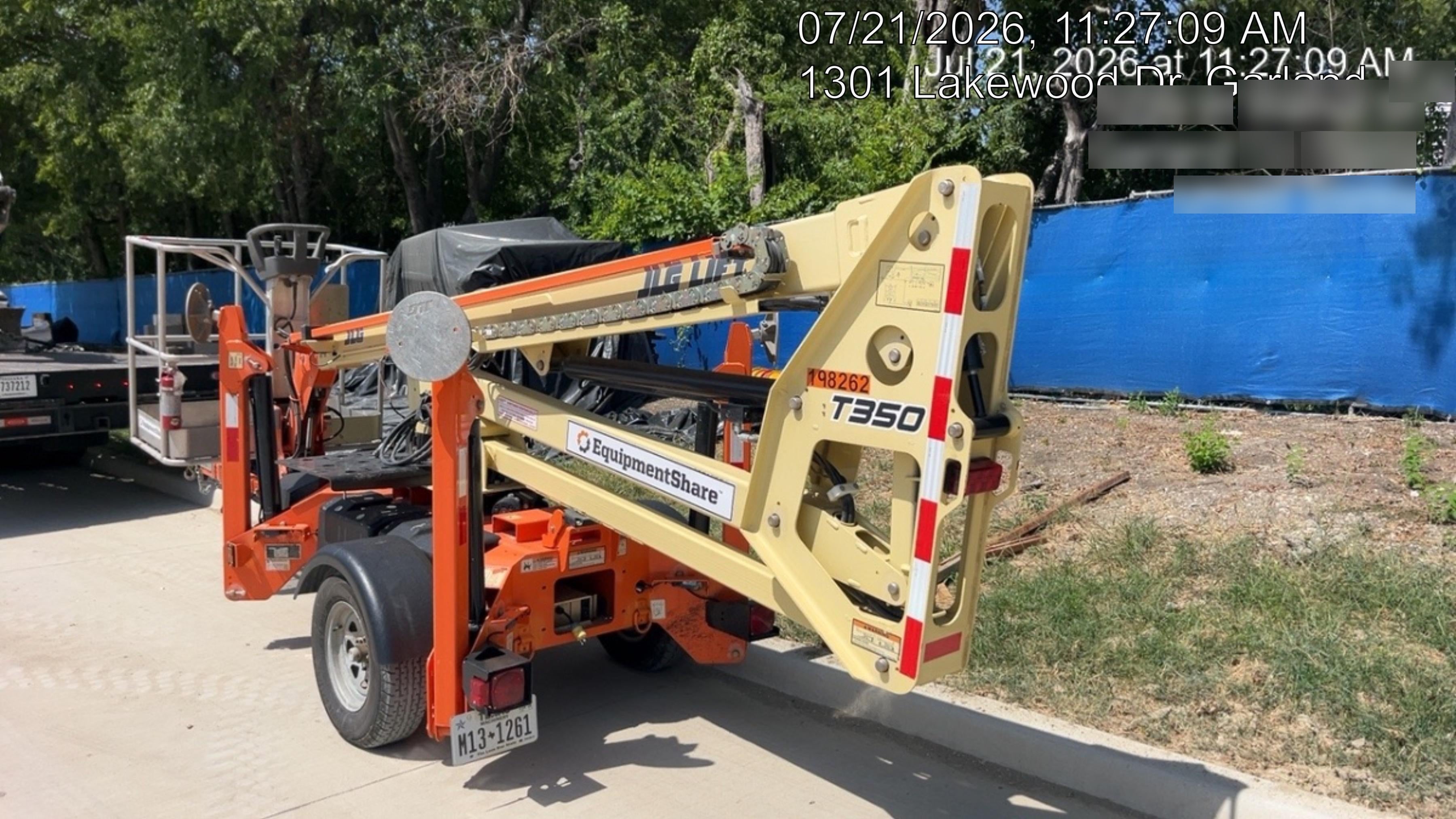 2022 JLG T350
