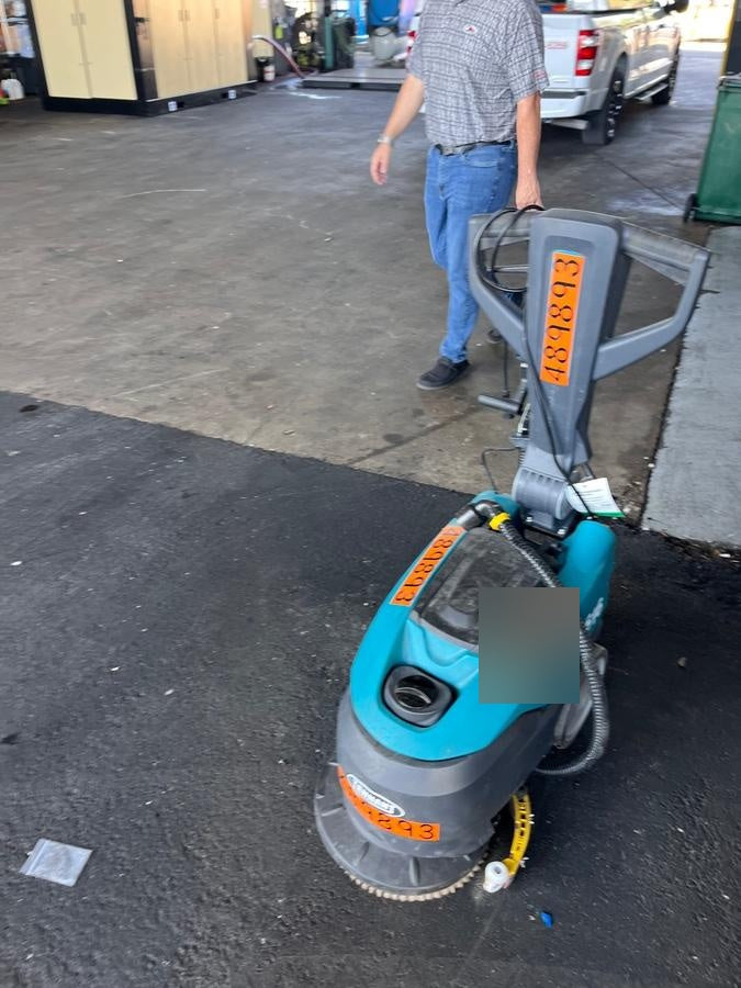 2025 TENNANT CS16