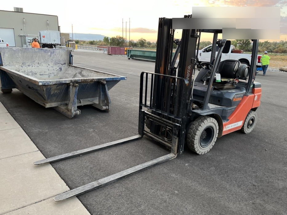 2022 TOYOTA 50-8FGU25