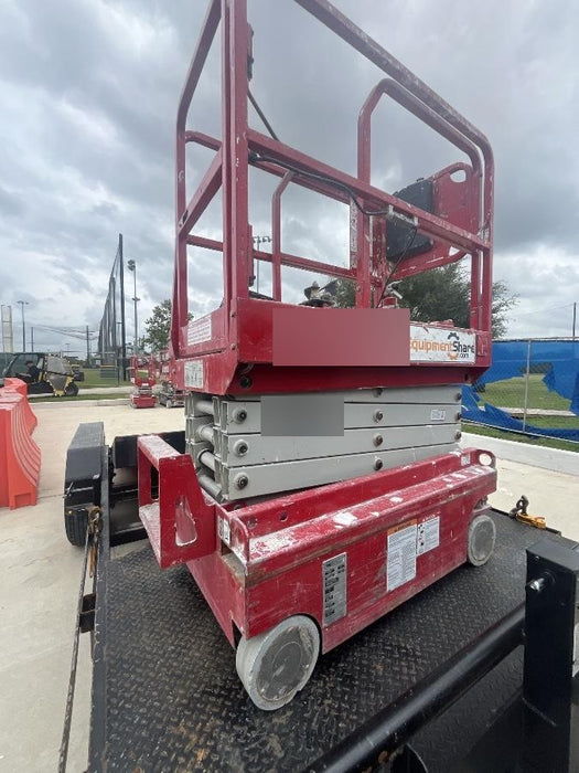 2017 MEC 1330SE MEC 1330SE Scissor Lift