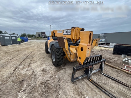 2022 JCB 512-56