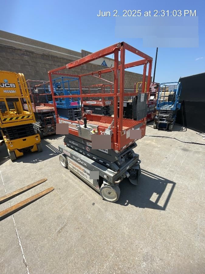 2018 SKYJACK SJIII-3219