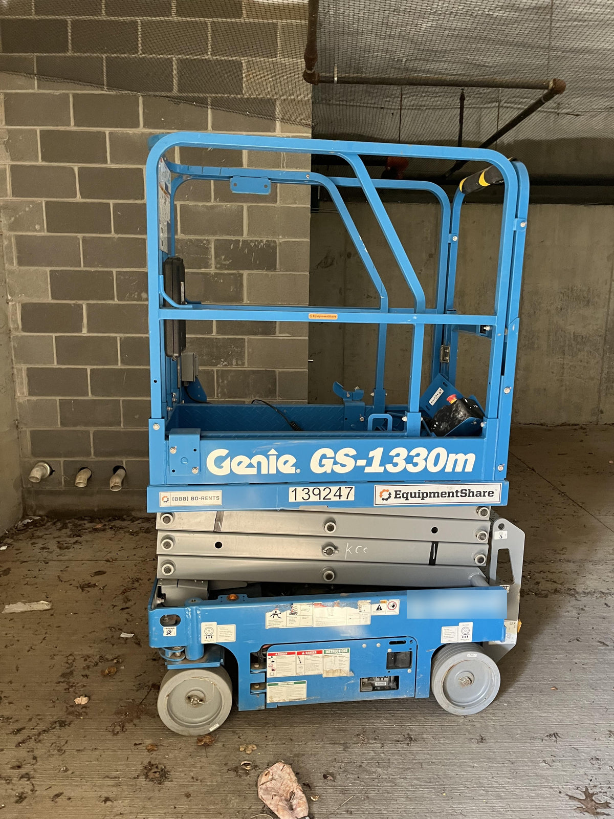 2021 GENIE GS-1330m