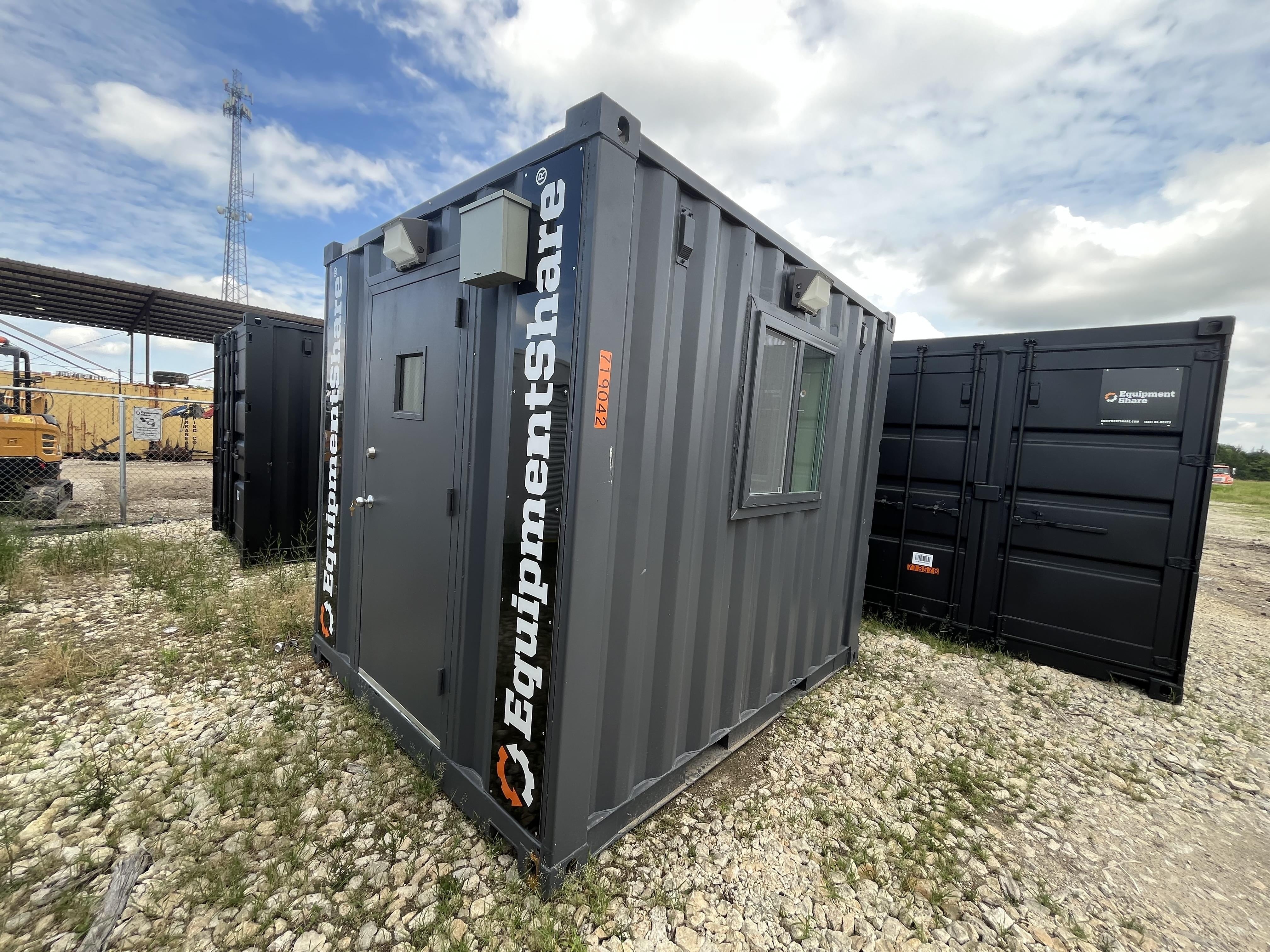 2026 TURNIQ TI-8X10