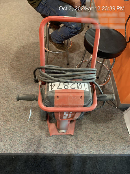 2020 HILTI TE 3000-AVR