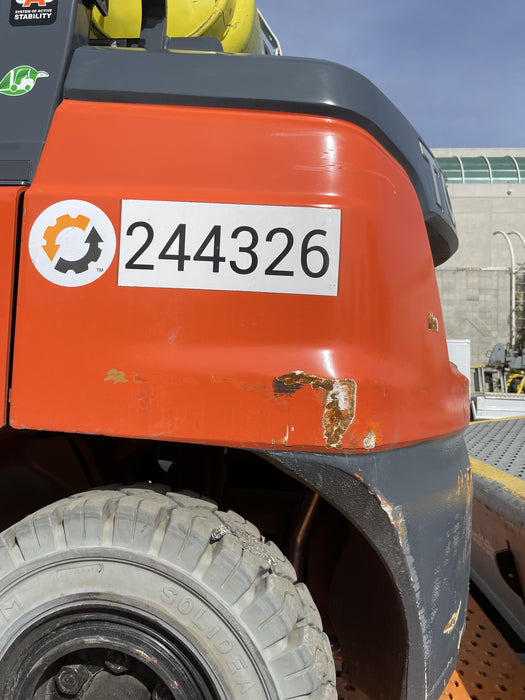 2022 TOYOTA 8FGU25 LP w/ Scale