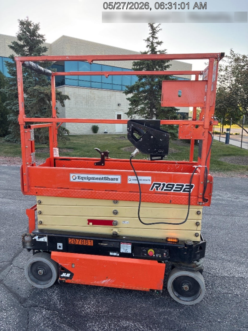 2022 JLG R1932