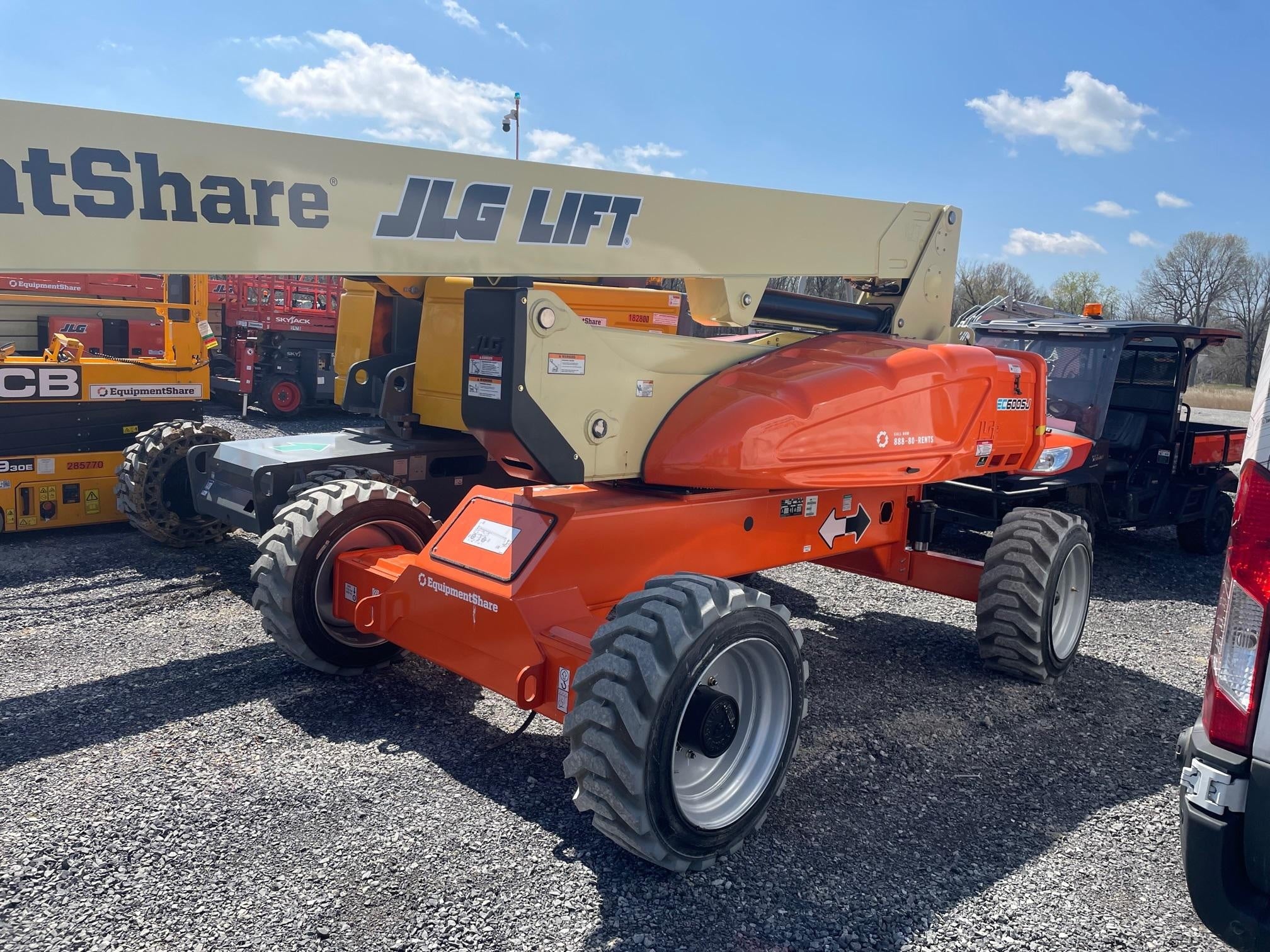 2023 JLG EC600SJ
