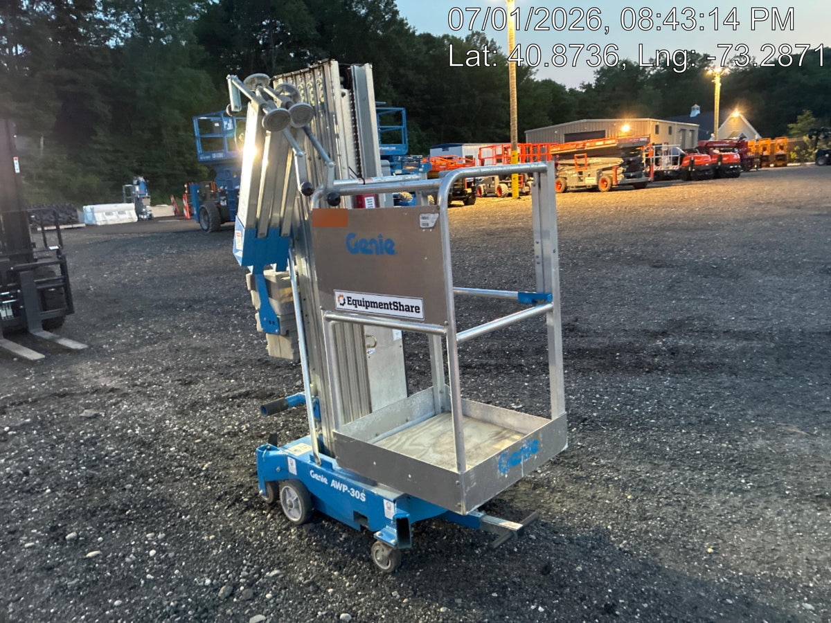 2019 GENIE AWP-30S