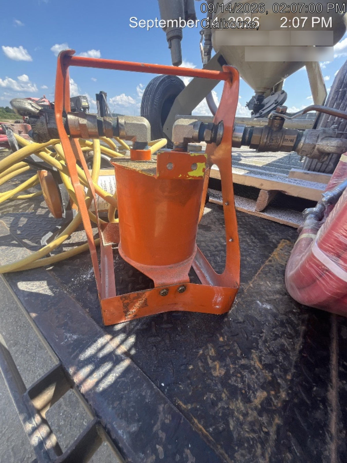 2023 MICHIGAN PNEUMATIC ES-S7F-CARRIER-ORANGE-TRACKER
