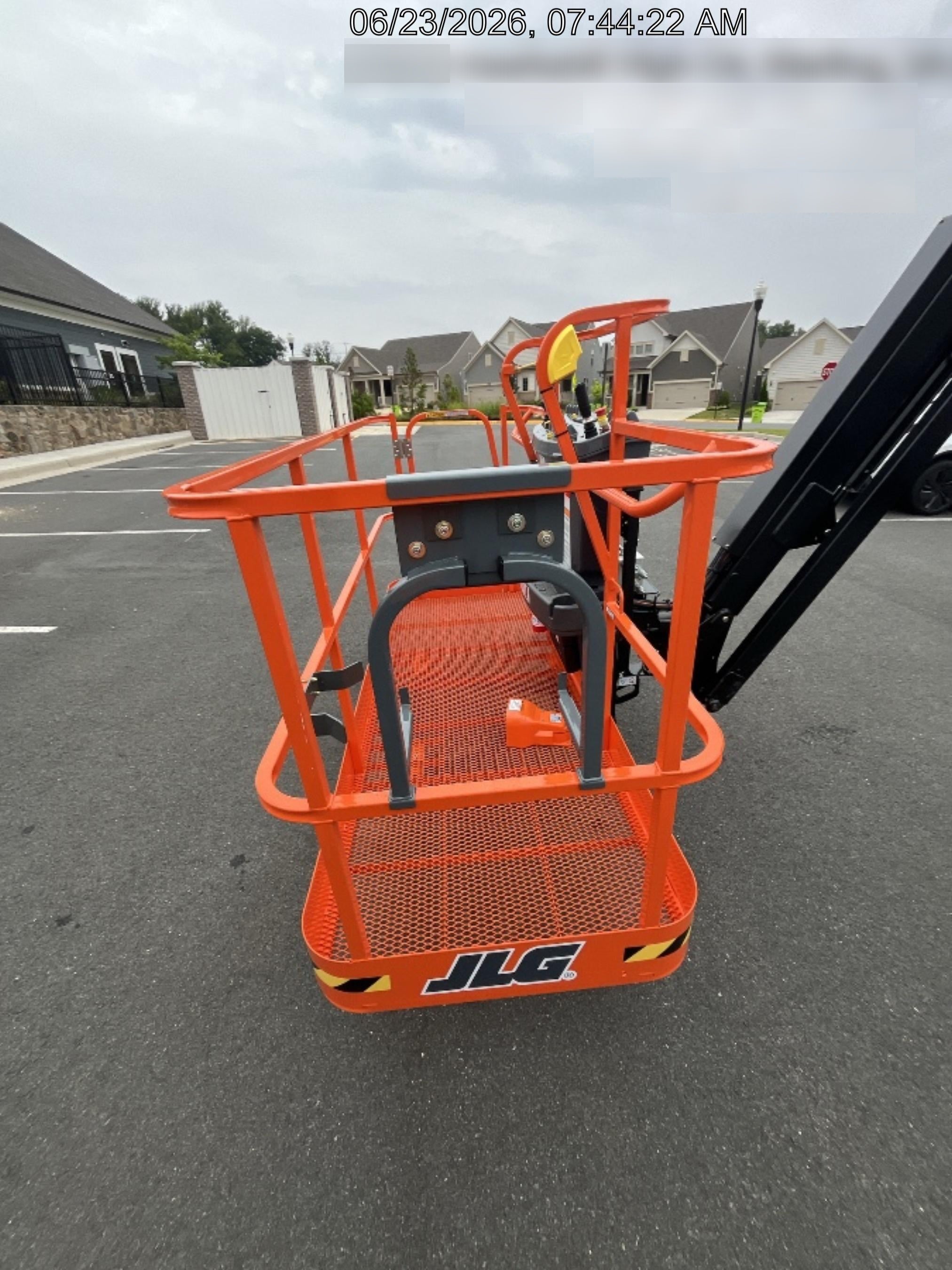 2026 JLG 800AJ