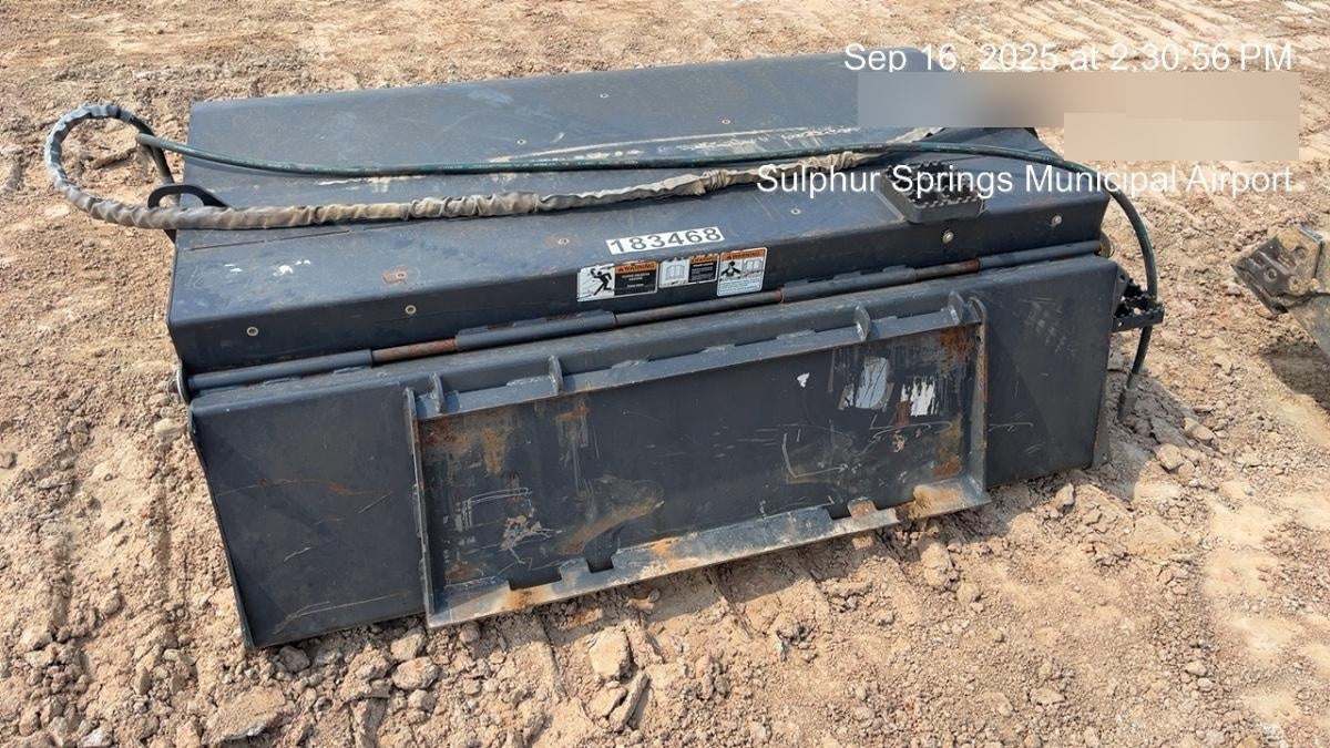 2021 PALADIN Sweepster SB72