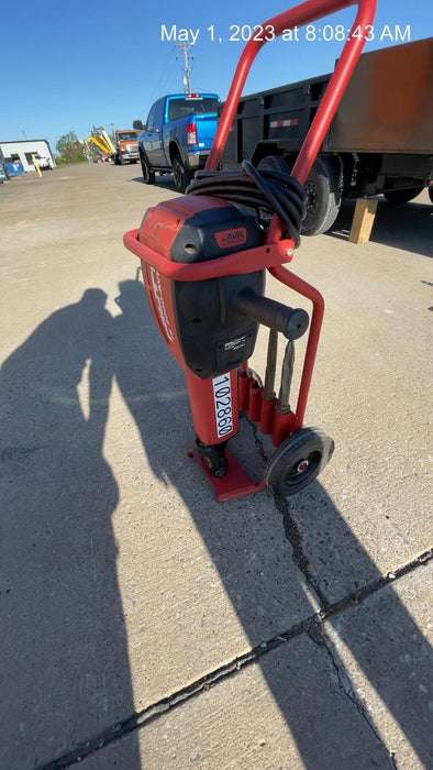 2020 HILTI TE 3000-AVR