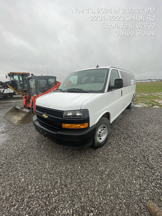 2023 CHEVROLET Express Van - Rental