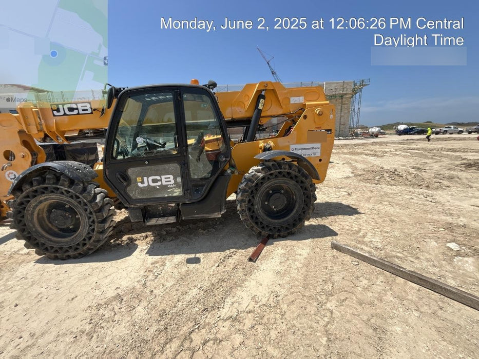 2018 JCB 509-42 JCB 509-42 Enclosed Cab, 74 HP, Solid Tires, Worklights, Beacon, Aux Hydraulics, Lifting Eye