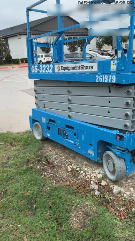 2022 GENIE GS-3232