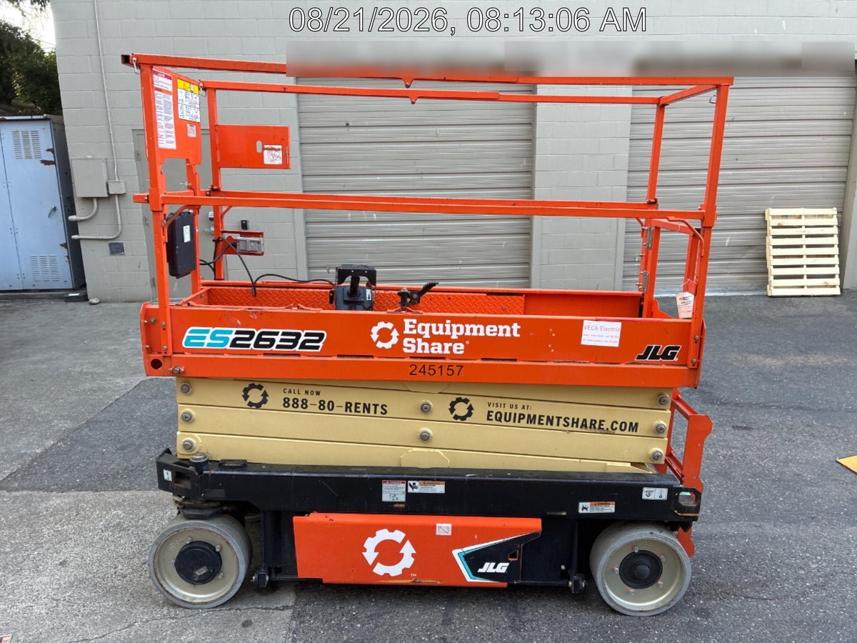 2022 JLG ES2632