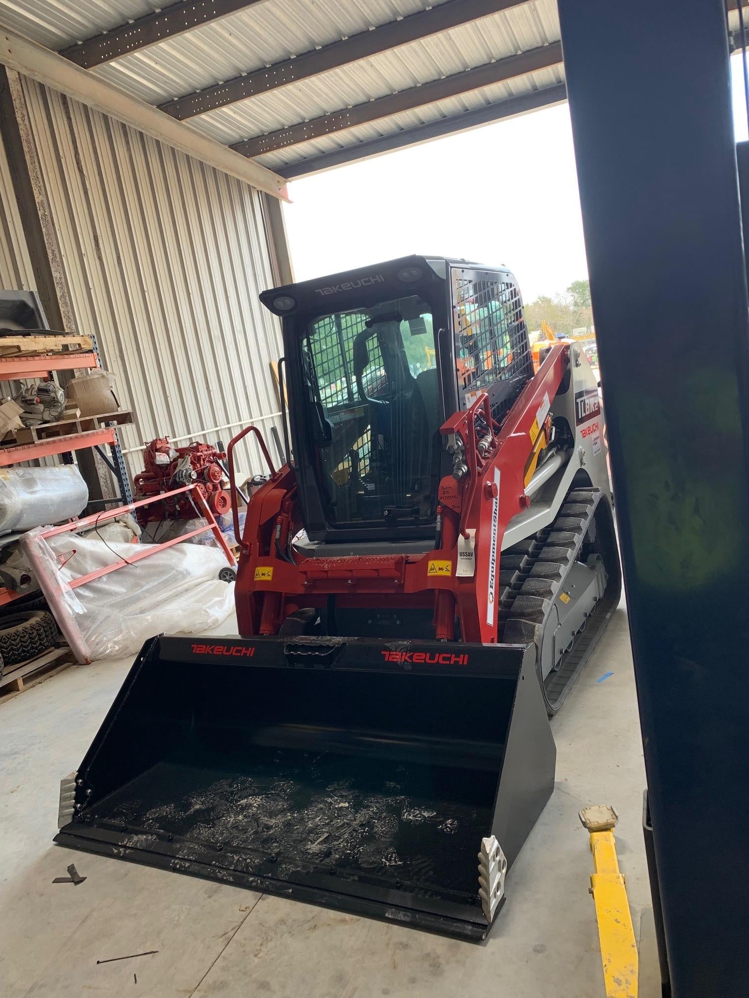 2021 TAKEUCHI TL8R2-CR