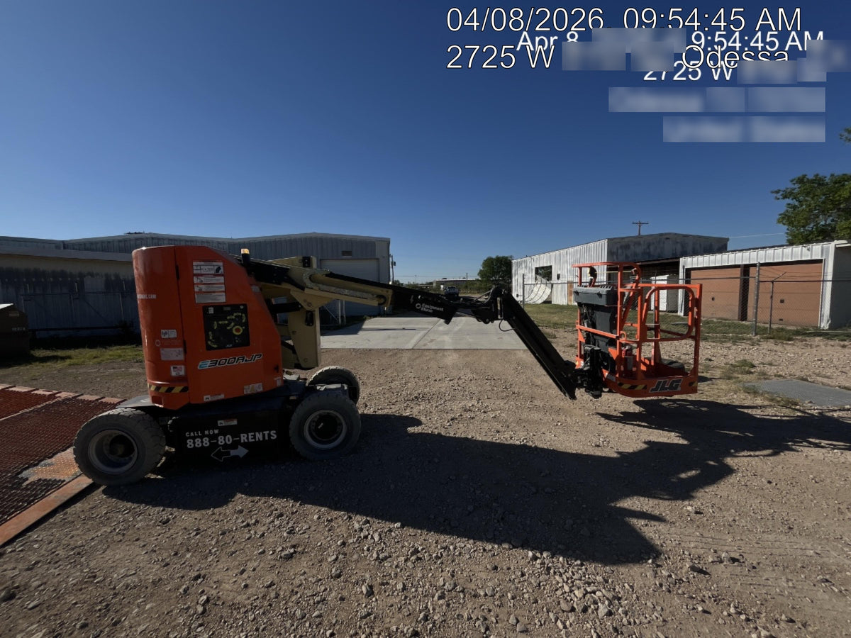2025 JLG E300AJP