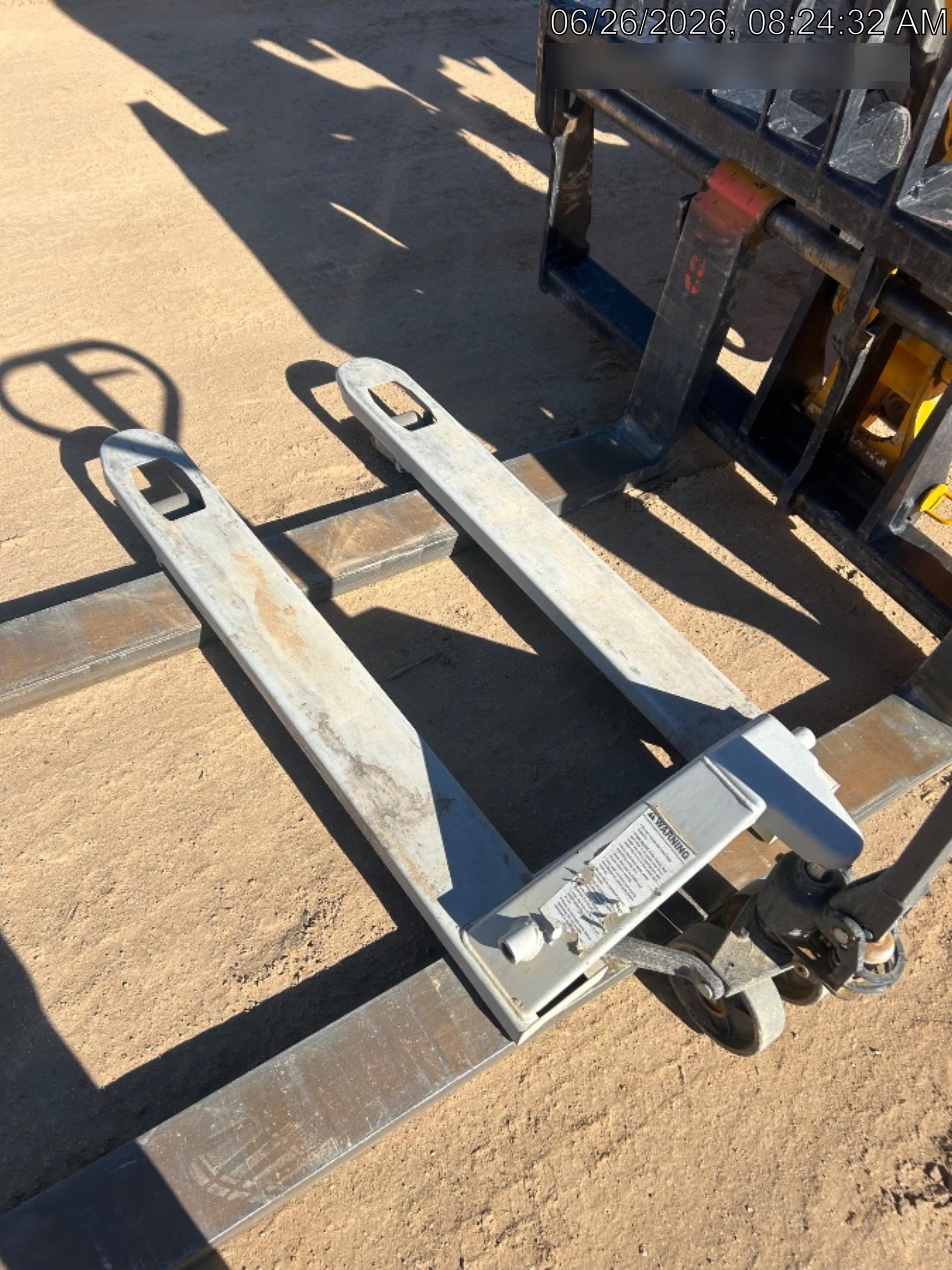 2025 STRONGWAY 4400 lb Pallet Jack