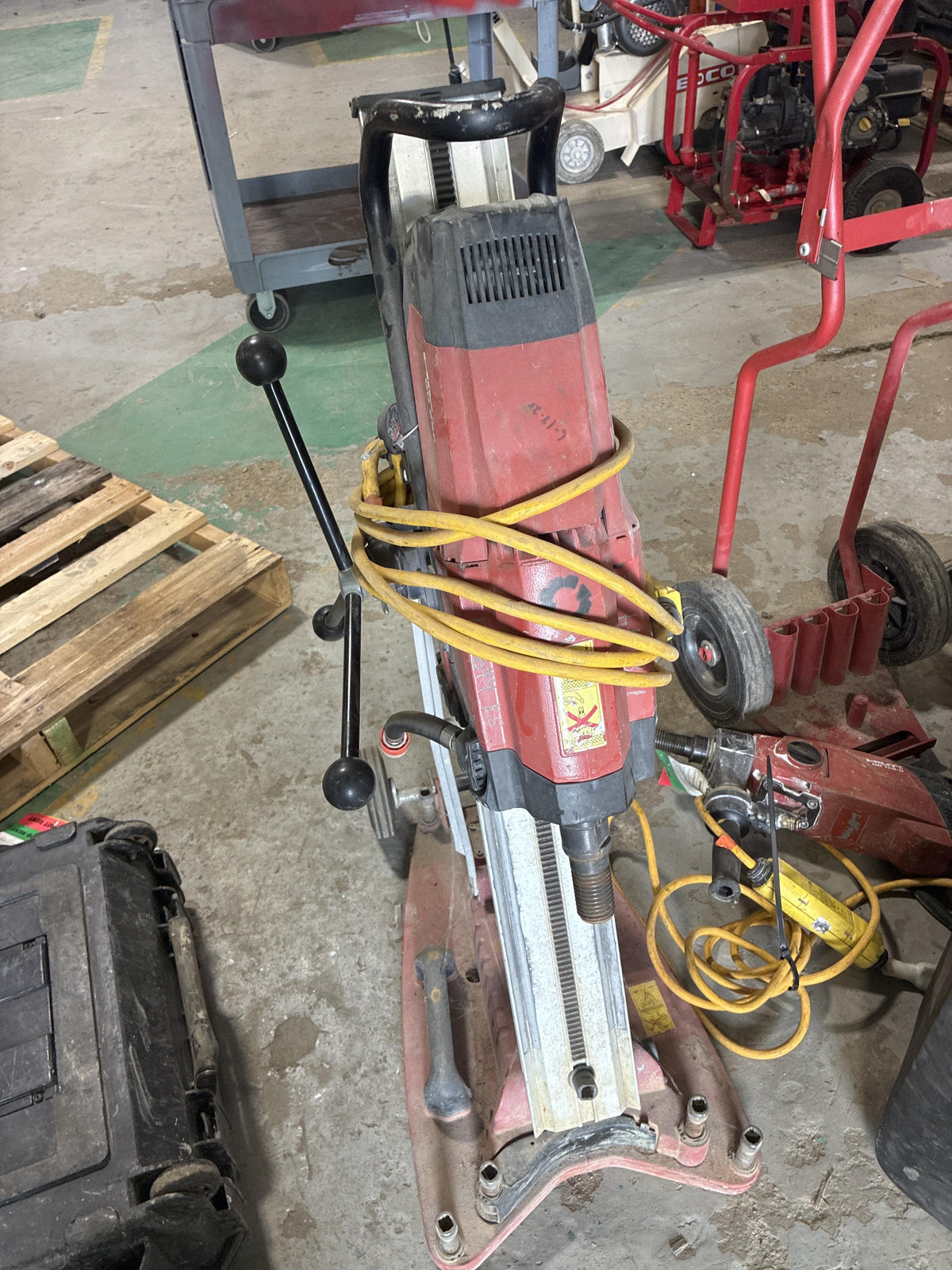 2020 HILTI DD 250