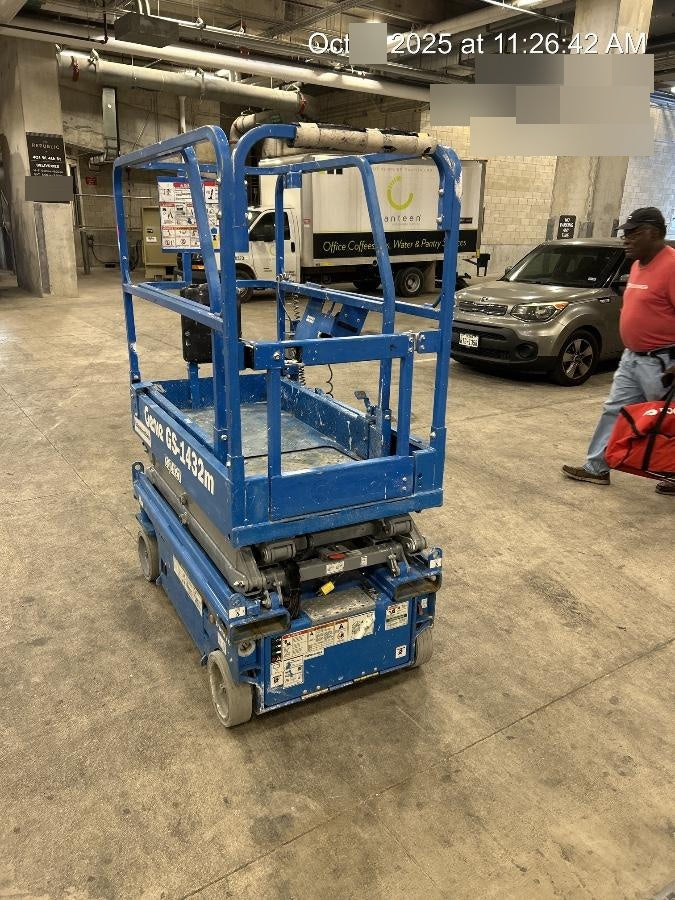 2023 GENIE GS-1432