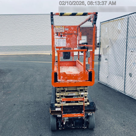 2020 Genie GS-1930 Solid Non Marking Tires, Beacon, Folding rails with half height swing gate, 800W Inverter