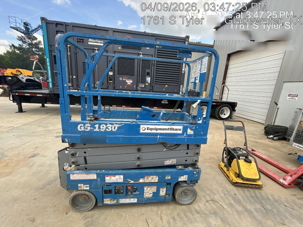 2019 Genie GS-1930 Fixed Rails with Chain Entry