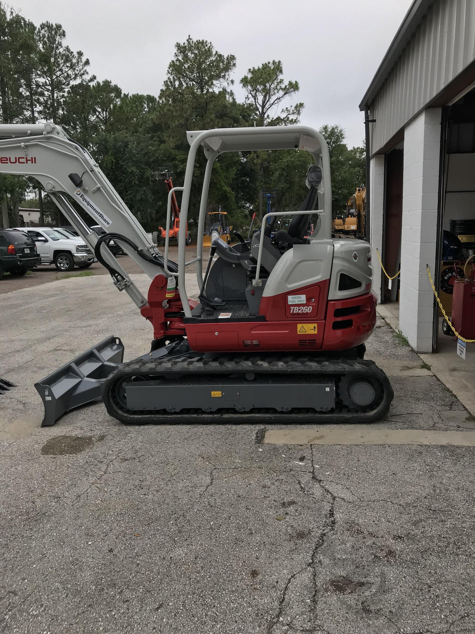2019 Takeuchi TB260 Canopy, Standard Blade, Auxiliary hydraulics Manual QC, Hydraulic thumb, 12" ,18", 24" Bucket