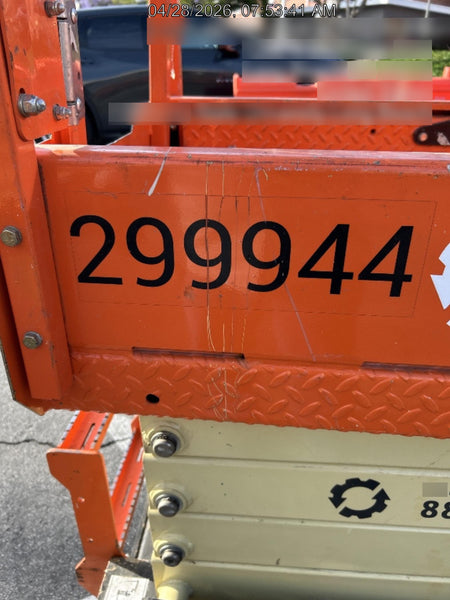 2023 JLG ES1932