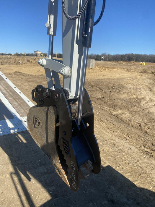 2021 TAKEUCHI TB235-2R