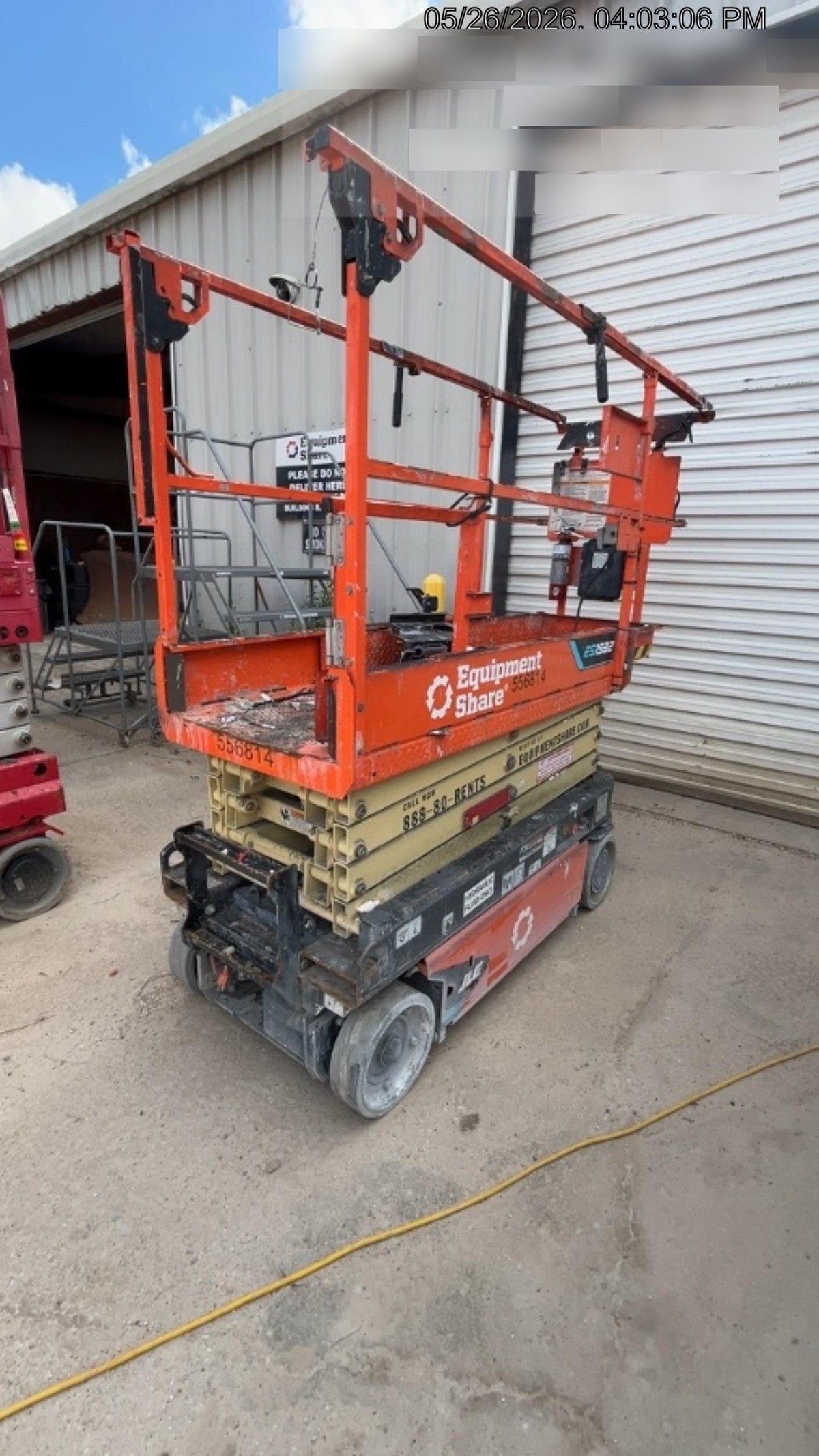 2025 JLG ES1932