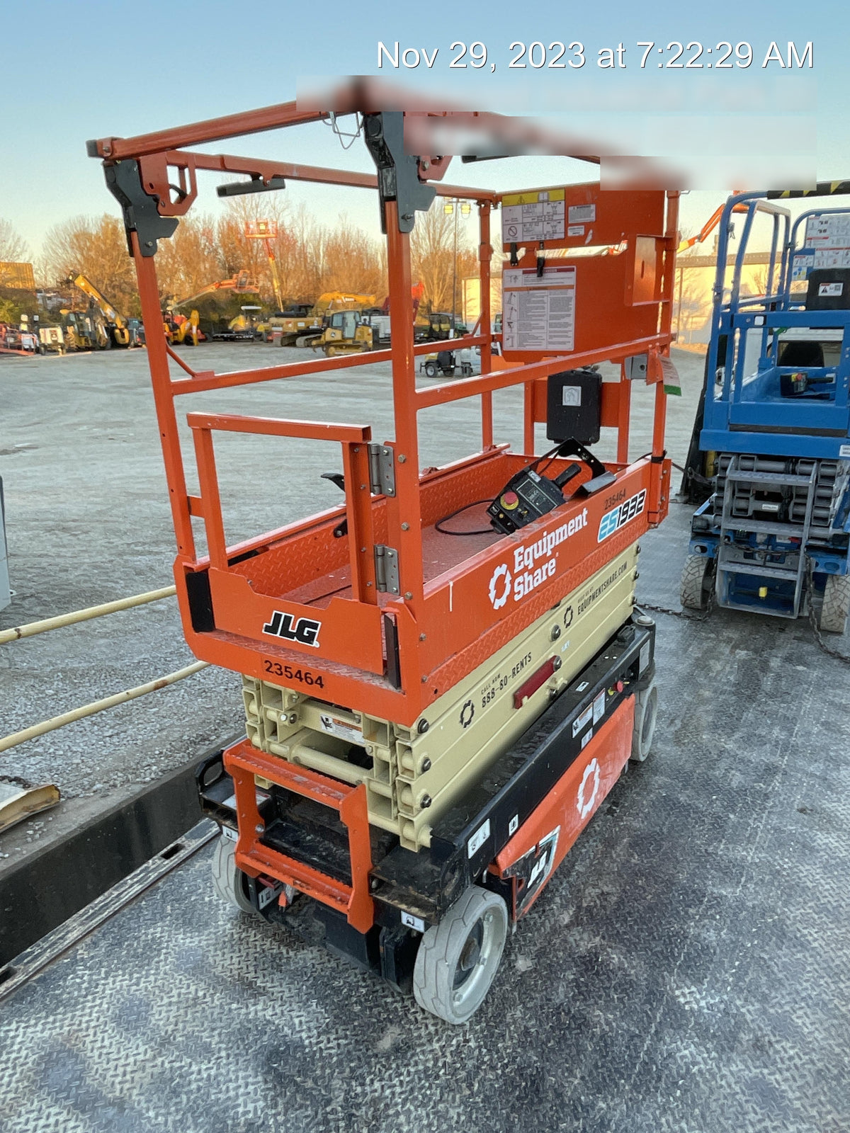 2022 JLG ES1932