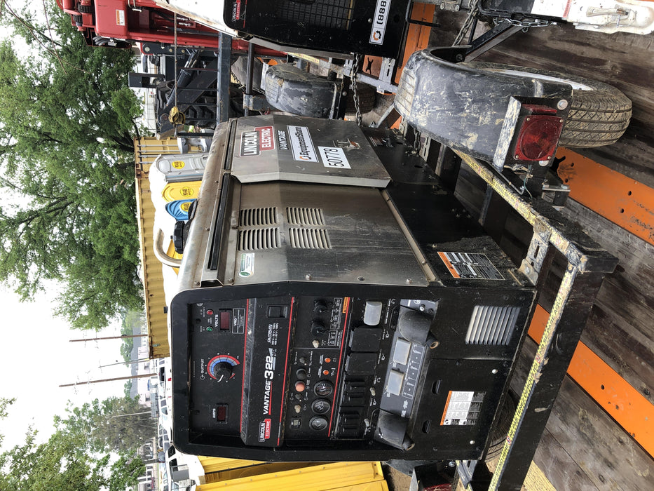 2019 Lincoln Electric Vantage 322 Welder Ready-Pak 3, Two wheel trailer, Fender and Light kit, Cable Rack