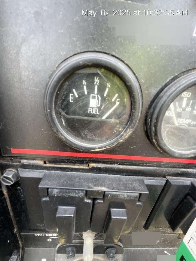 2019 Lincoln Electric Vantage 322 Welder Ready-Pak 3, Two wheel trailer, Fender and Light kit, Cable Rack