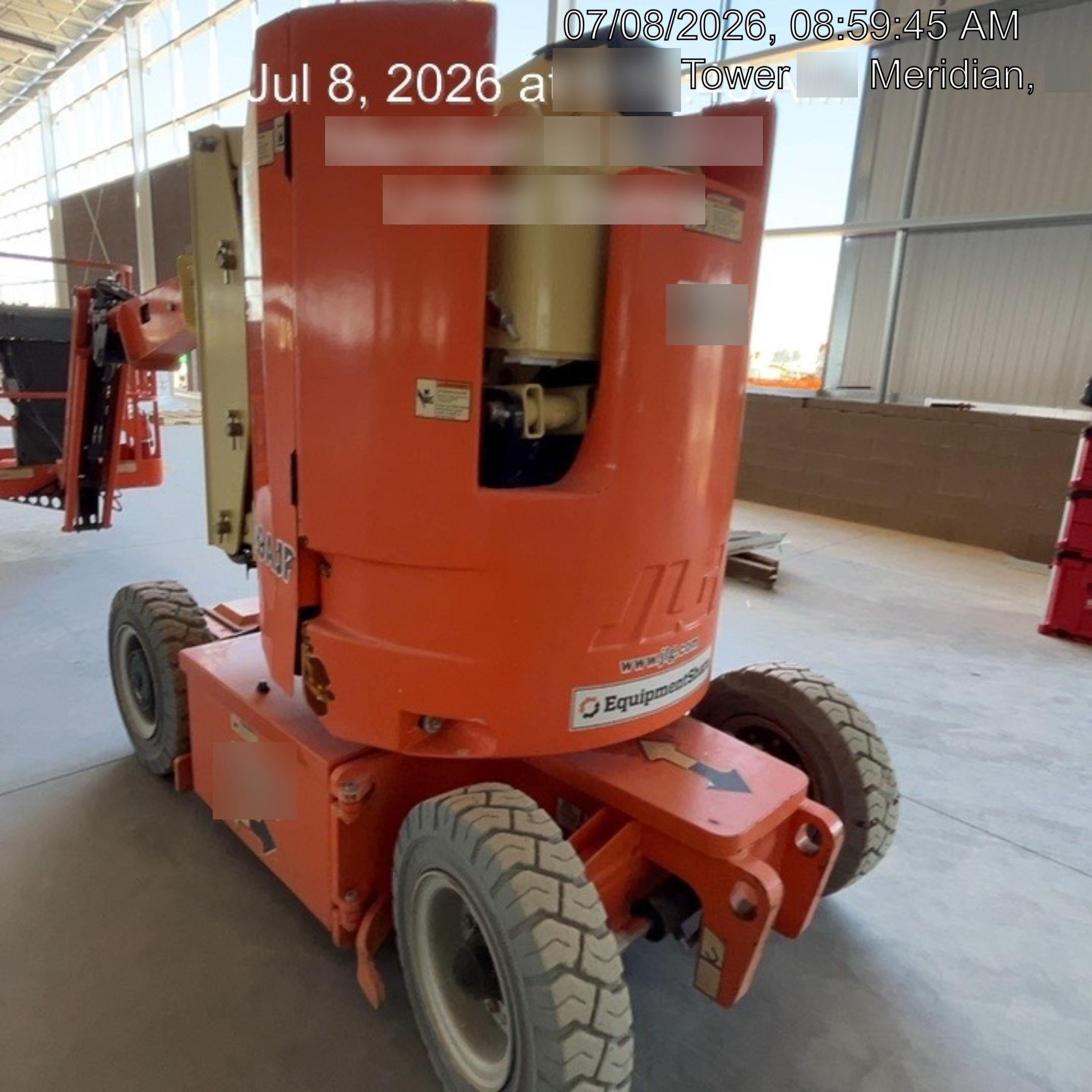 2019 JLG E300AJP