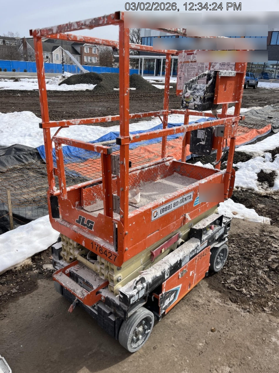 2023 GENIE GS-1432
