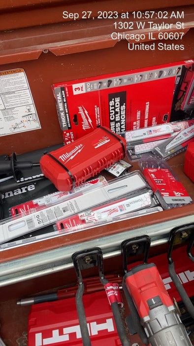 2021 MILWAUKEE 2806-22