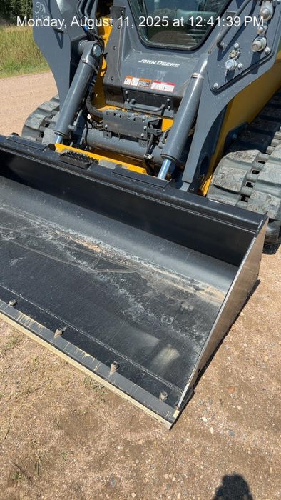 2025 JOHN DEERE 84" Bucket - John Deere