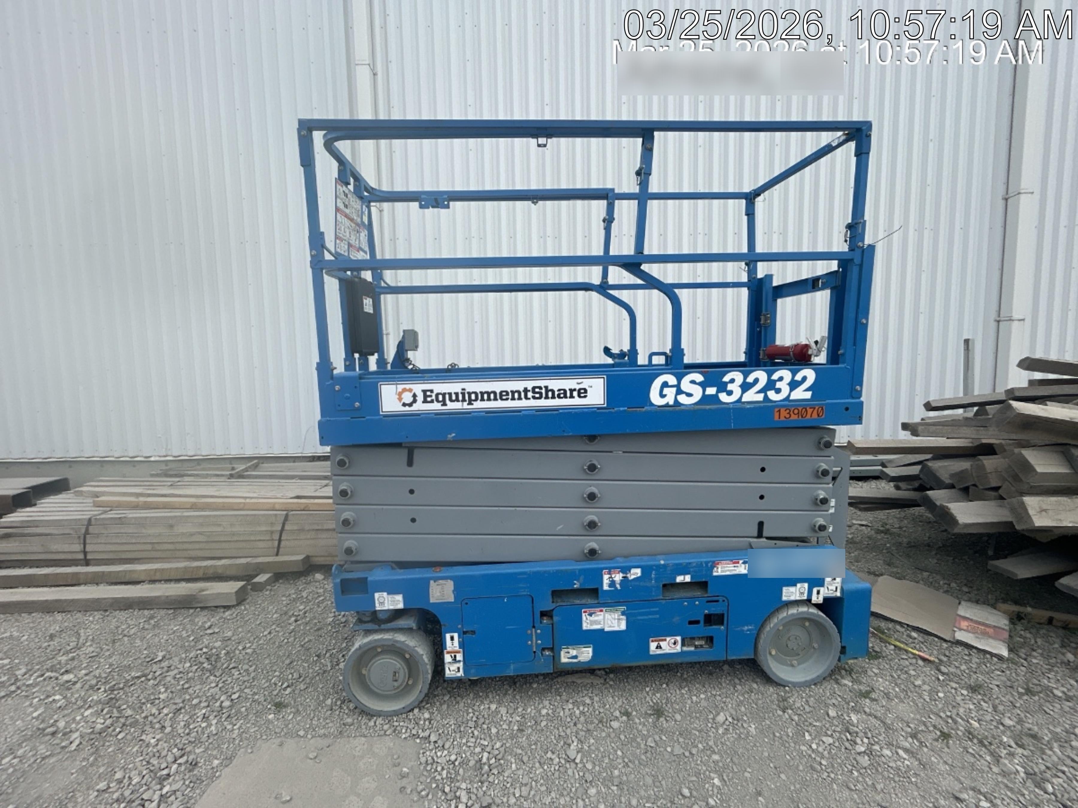 2021 GENIE GS-3232