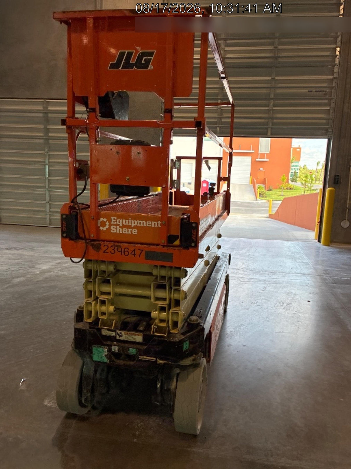 2022 JLG ES2632