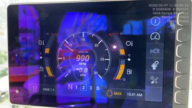 2018 Case 821G CLOSED CAB, 1 FUNCTION, JRB 418 STYLE HYD COUPLER