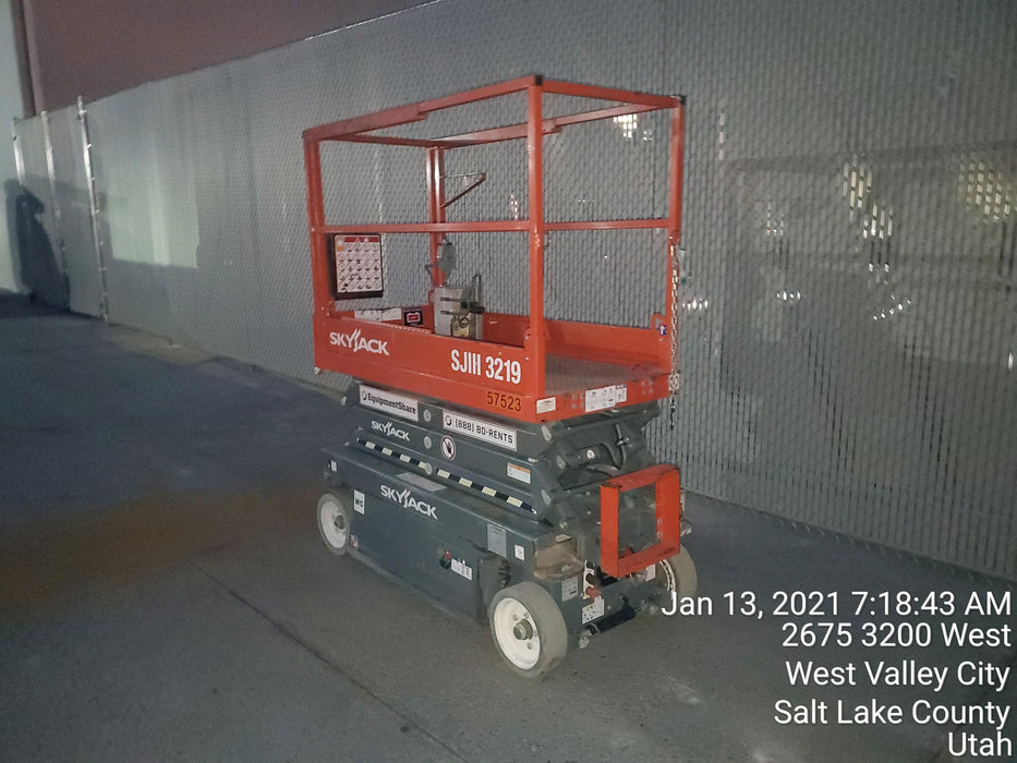 2016 SKYJACK SJIII-3219