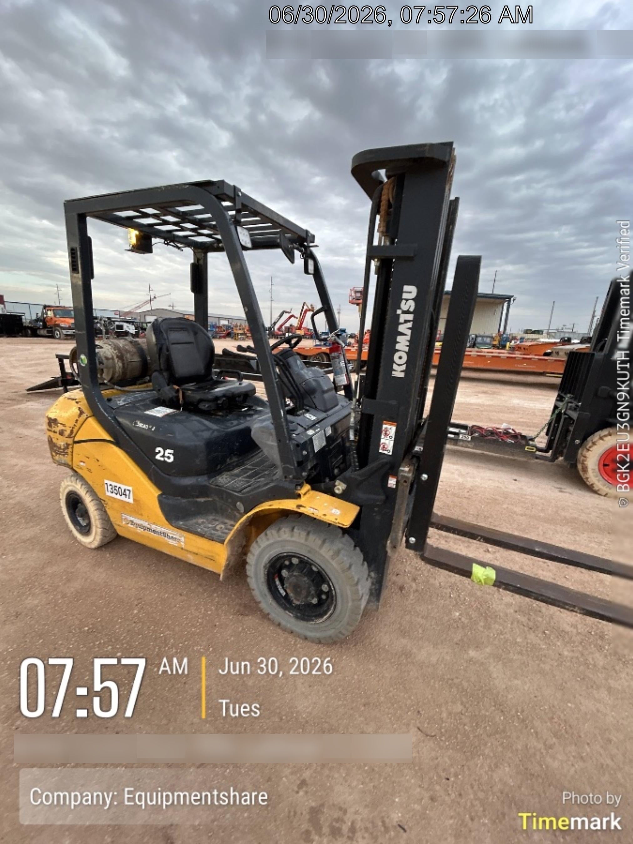 2021 KOMATSU FG25T-16
