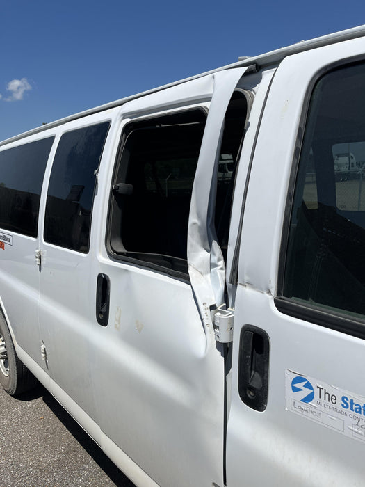 2023 CHEVROLET Express Van - Rental